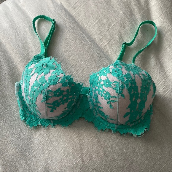 VS balconette bra - Picture 1 of 4